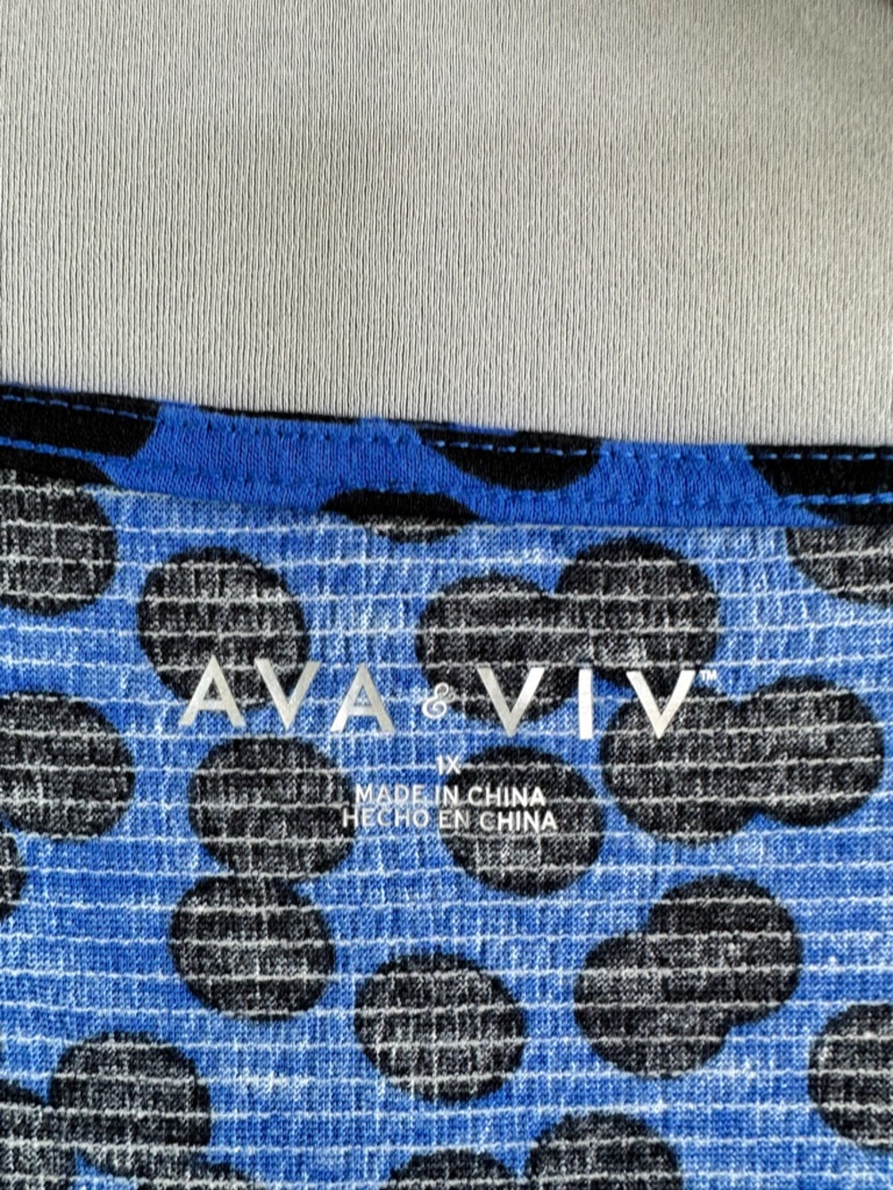 ๐5 for $45๐ NWT Ava viv top blouse shirt size 1X - Picture 5 of 10